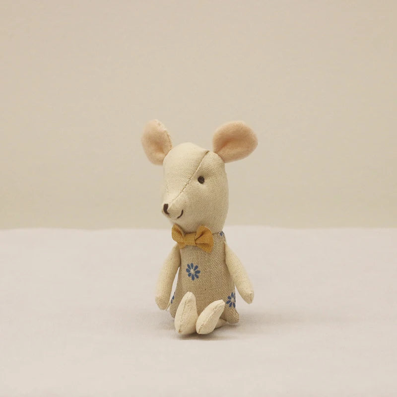 Schattige Knuffel Muis Familie – Pluche Poppen voor Poppenhuis 3+